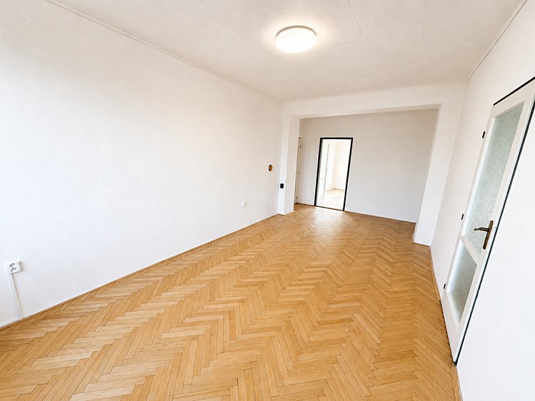 Pronájem bytu 3+1 65 m² - foto 5