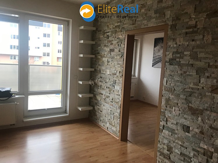 Pronájem bytu 2+kk 59 m² - foto 4