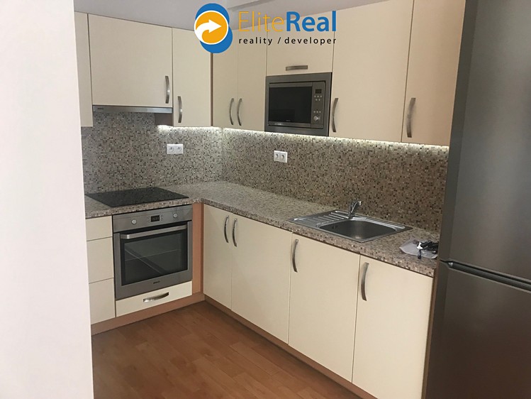 Pronájem bytu 2+kk 65 m² - foto 3