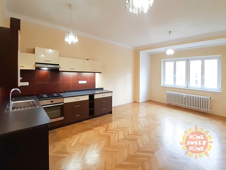 Pronájem bytu 4+kk 90 m² (Jednopodlažní) - foto 3