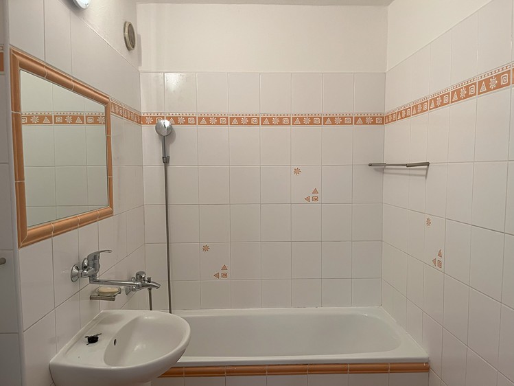 Pronájem bytu 2+1 87 m² - foto 6