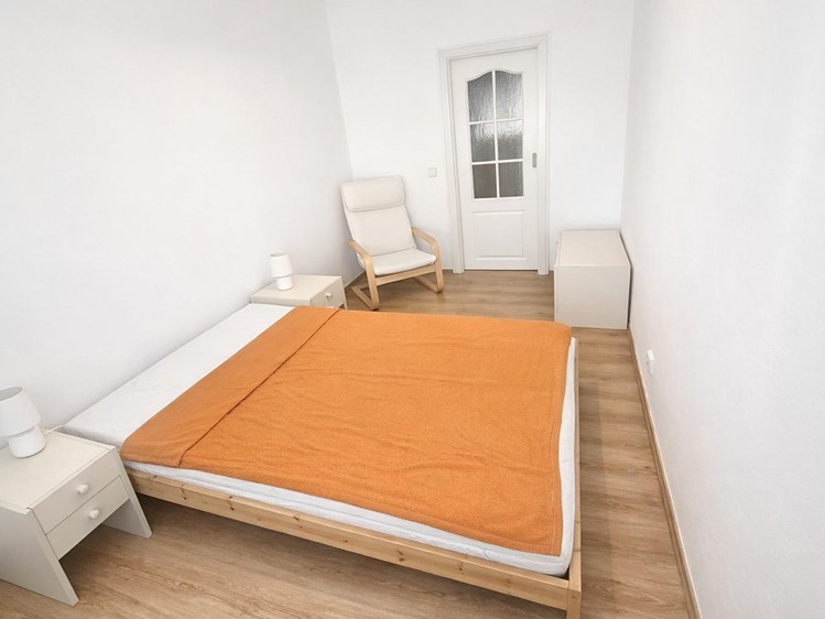 Pronájem bytu 2+kk 42 m² - foto 7