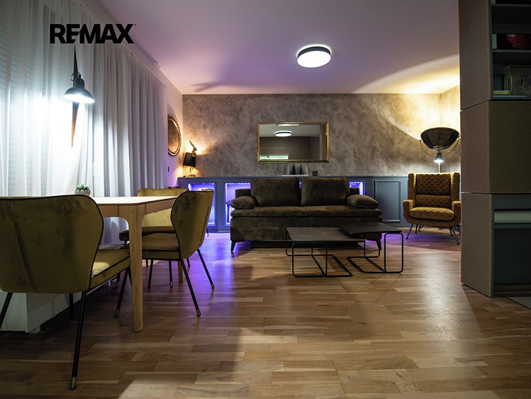 Pronájem bytu 1+kk 46 m² - foto 3