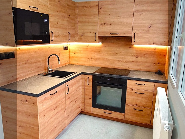 Pronájem bytu 2+1 58 m² - foto 1