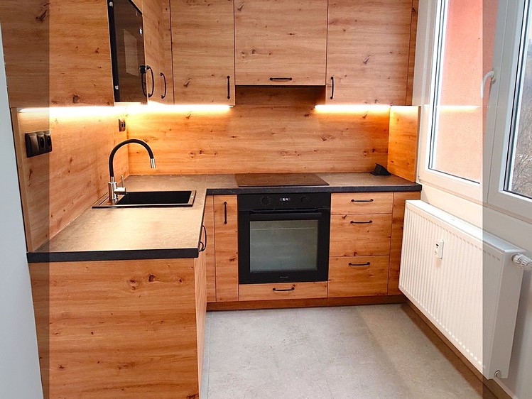Pronájem bytu 2+1 58 m² - foto 2