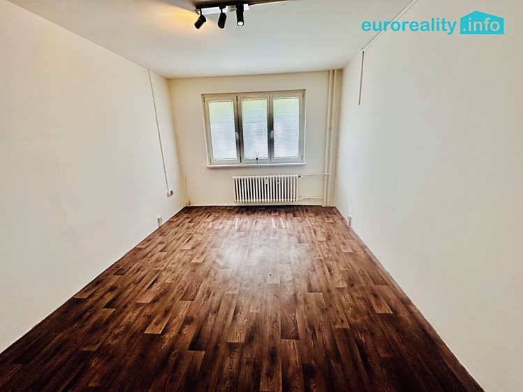 Pronájem bytu 1+1 36 m² - foto 2