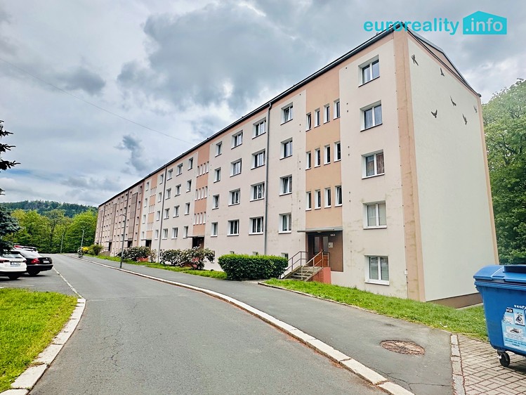 Pronájem bytu 1+1 36 m² - foto 1
