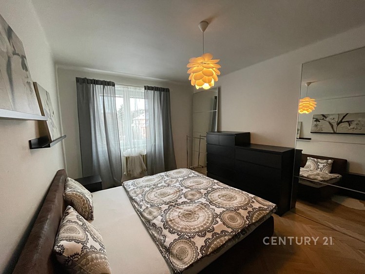 Pronájem bytu 3+1 80 m² - foto 4
