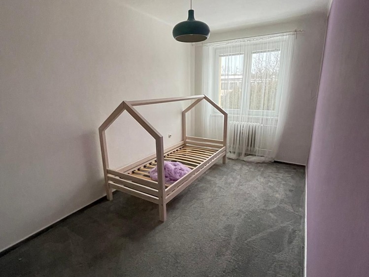 Pronájem bytu 3+1 80 m² - foto 3