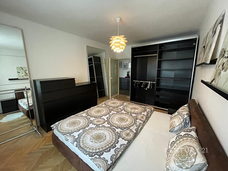 Pronájem bytu 3+1 80 m² - foto 6