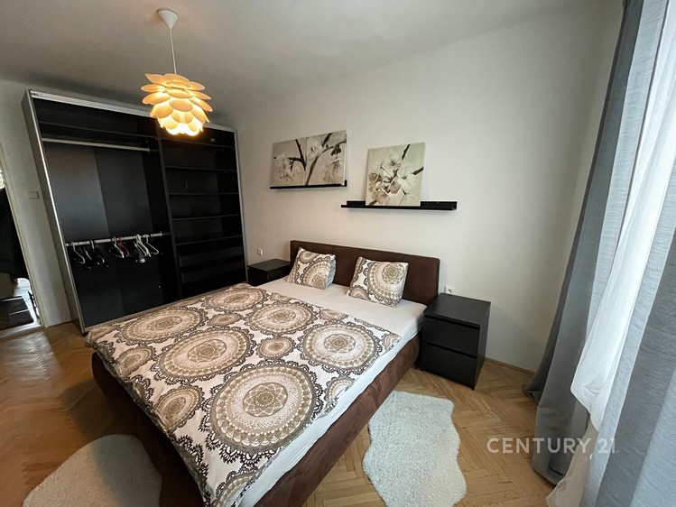 Pronájem bytu 3+1 80 m² - foto 5