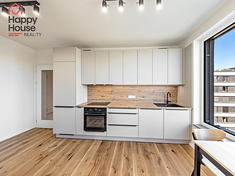 Pronájem bytu 1+kk 38 m² - foto 2