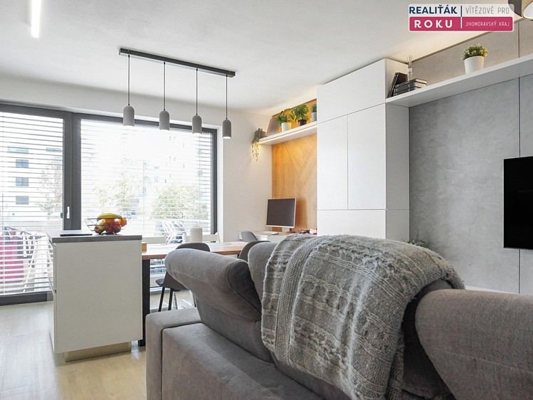 Pronájem bytu 3+kk 88 m² - foto 5