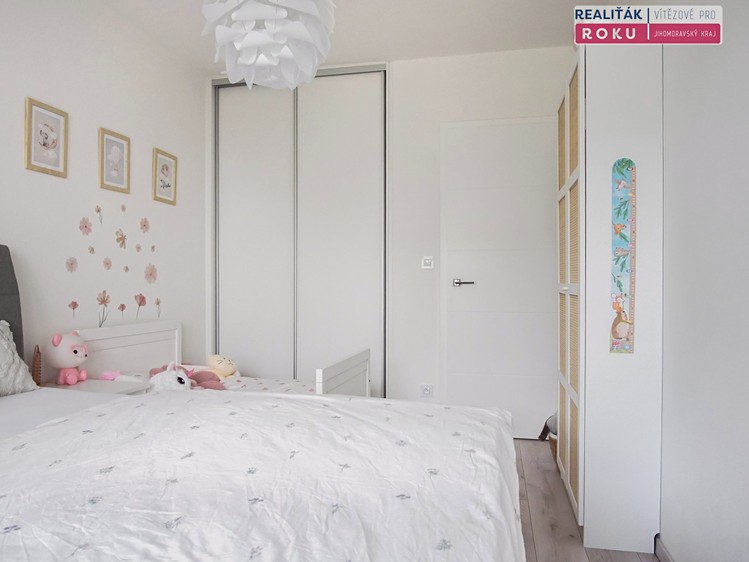 Pronájem bytu 2+kk 52 m² - foto 4