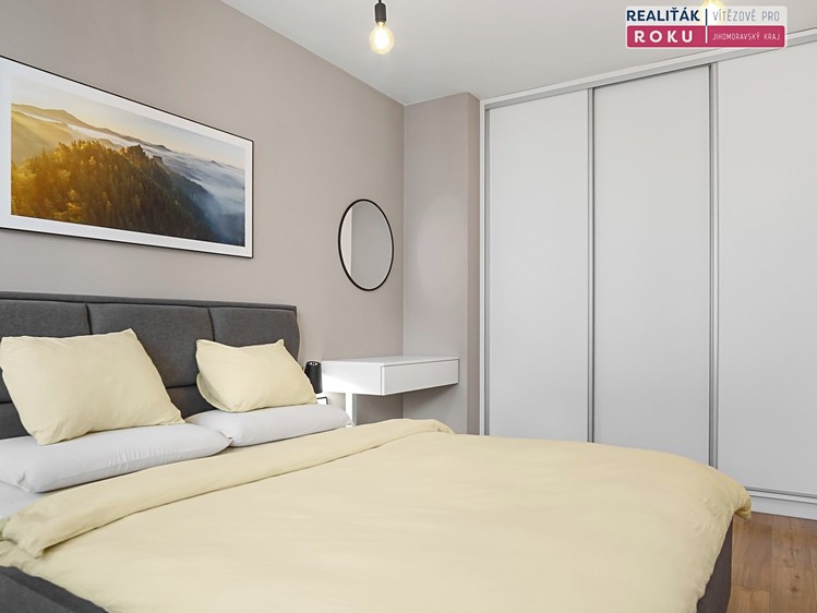 Pronájem bytu 2+kk 42 m² - foto 5