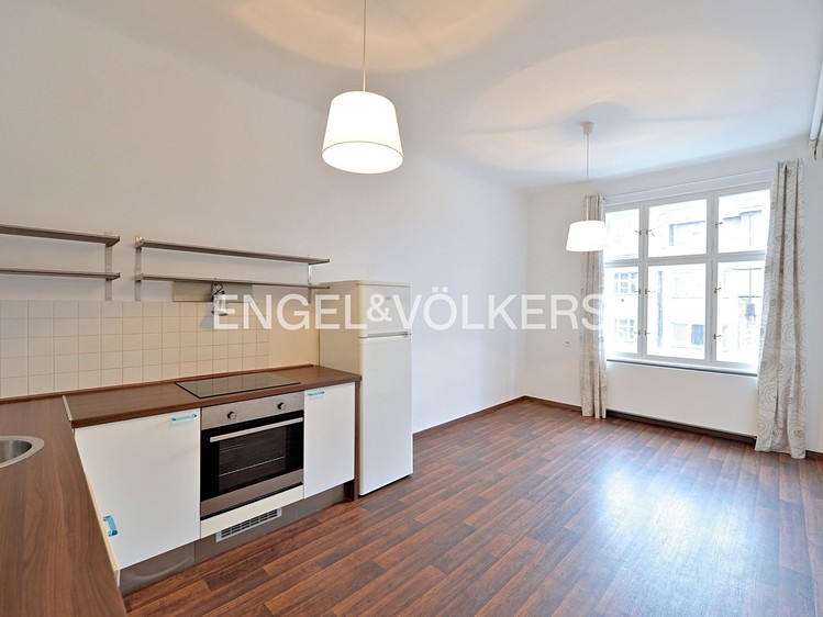 Pronájem bytu 2+kk 50 m² - foto 1