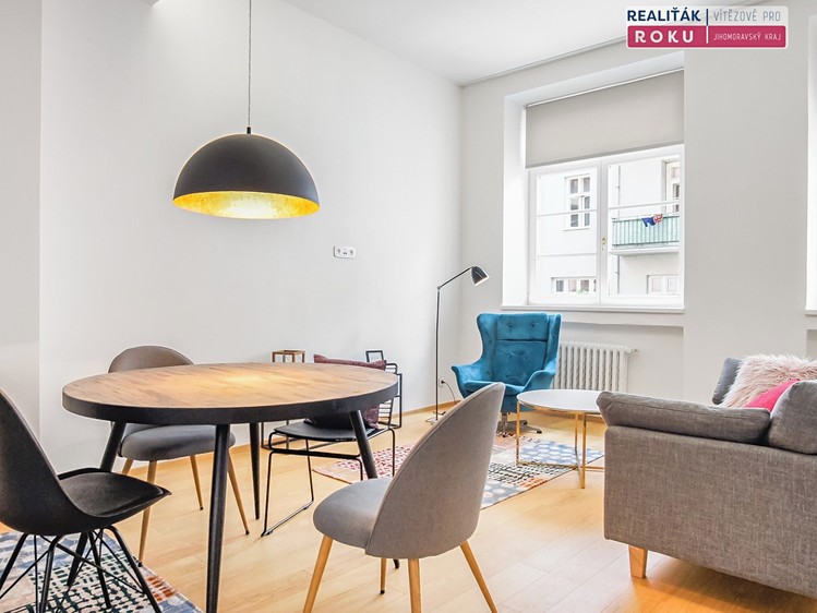 Pronájem bytu 2+kk 53 m² (Jednopodlažní) - foto 3
