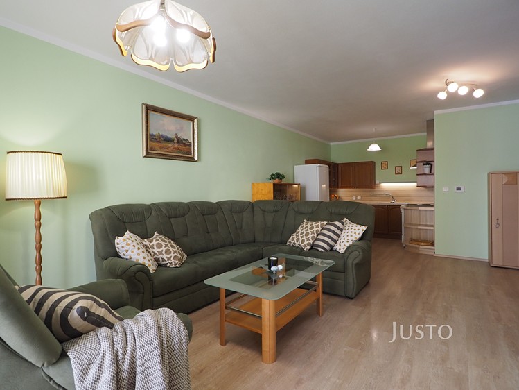 Pronájem bytu 2+kk 85 m² - foto 8