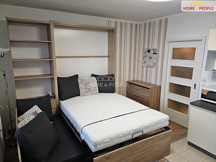 Pronájem bytu 1+kk 34 m² - foto 3