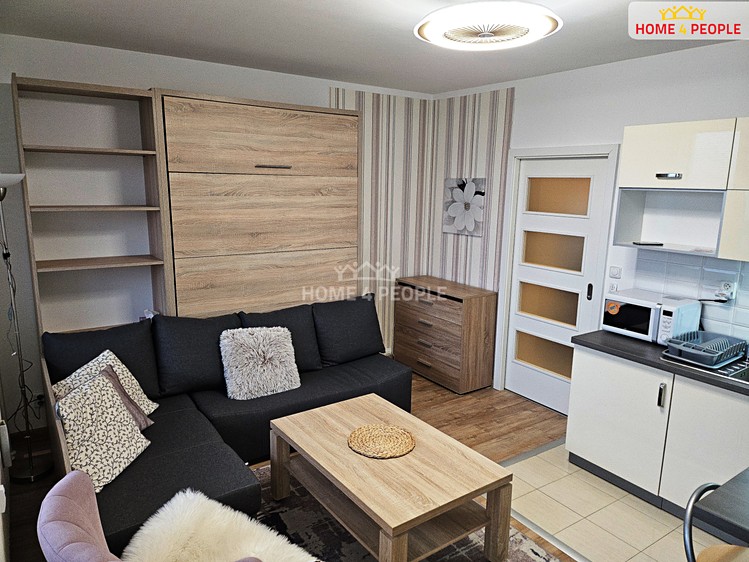 Pronájem bytu 1+kk 34 m² - foto 2