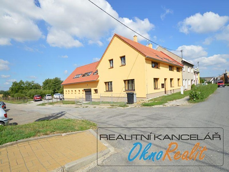 Pronájem bytu 1+1 50 m² - foto 1