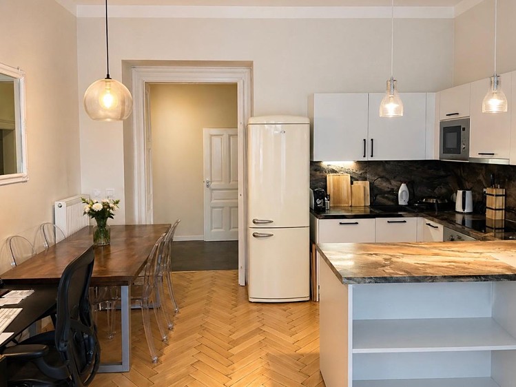Pronájem bytu 2+kk 63 m² (Jednopodlažní) - foto 4