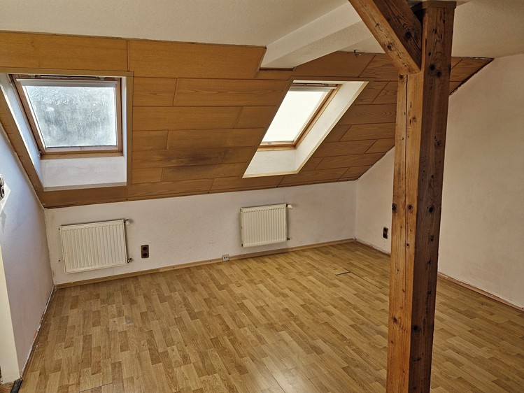 Pronájem bytu 2+1 59 m² (Podkrovní) - foto 5