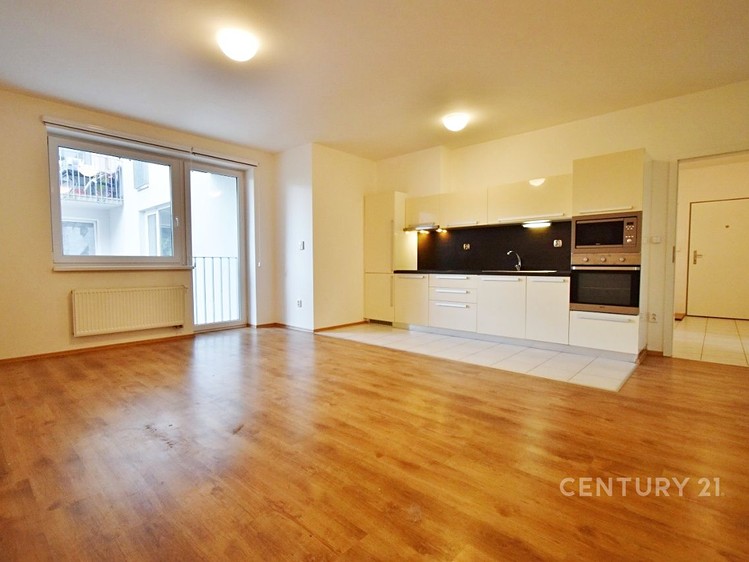Pronájem bytu 3+kk 90 m² - foto 2