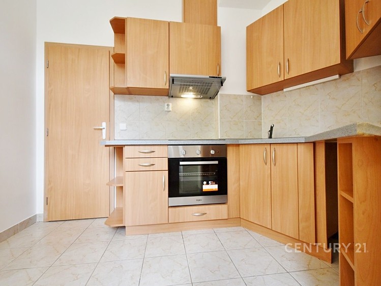 Pronájem bytu 1+1 36 m² - foto 1