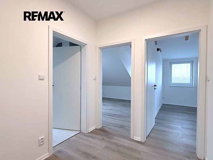 Pronájem bytu 2+kk 53 m² - foto 8
