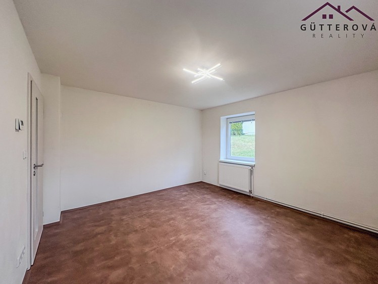 Pronájem bytu 2+1 48 m² - foto 3