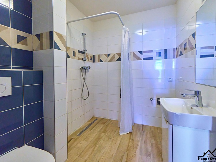 Pronájem bytu 1+kk 33 m² - foto 3