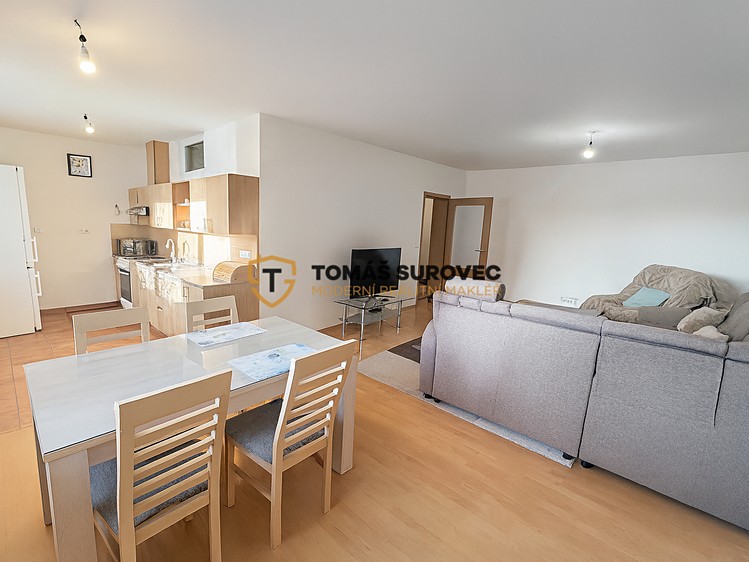 Pronájem bytu 3+kk 90 m² (Jednopodlažní) - foto 1