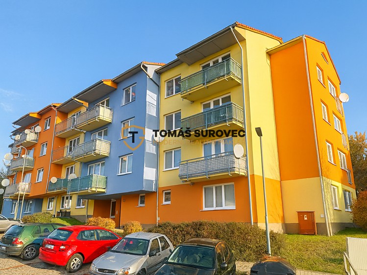 Pronájem bytu 3+kk 90 m² (Jednopodlažní) - foto 2