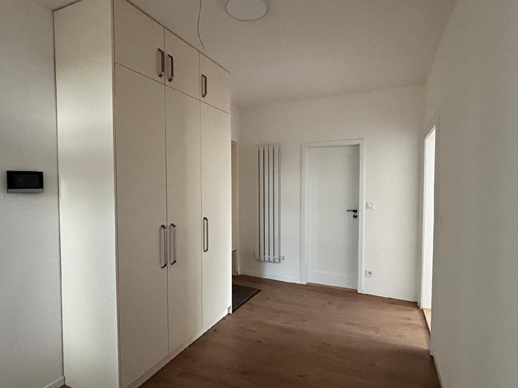Pronájem bytu 3+1 100 m² (Jednopodlažní) - foto 7