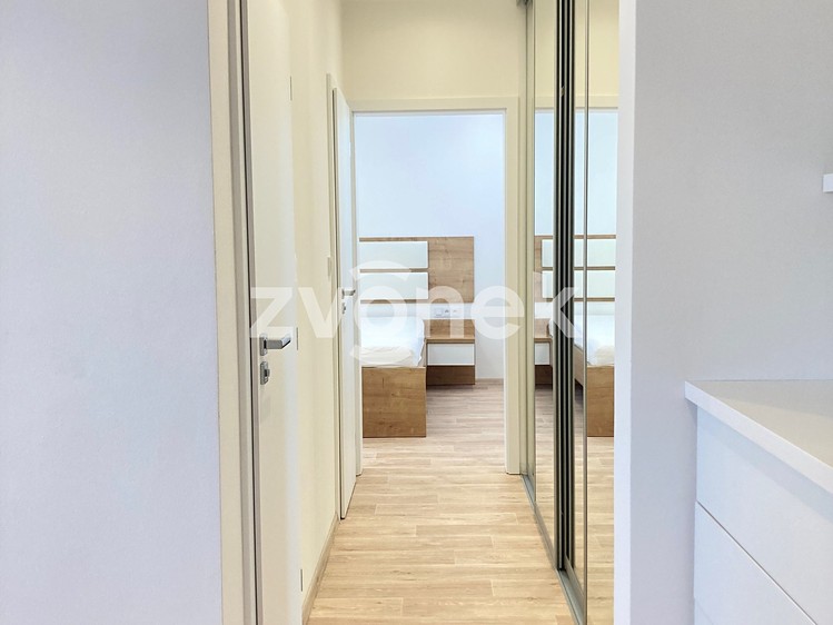 Pronájem bytu 3+1 69 m² (Jednopodlažní) - foto 4