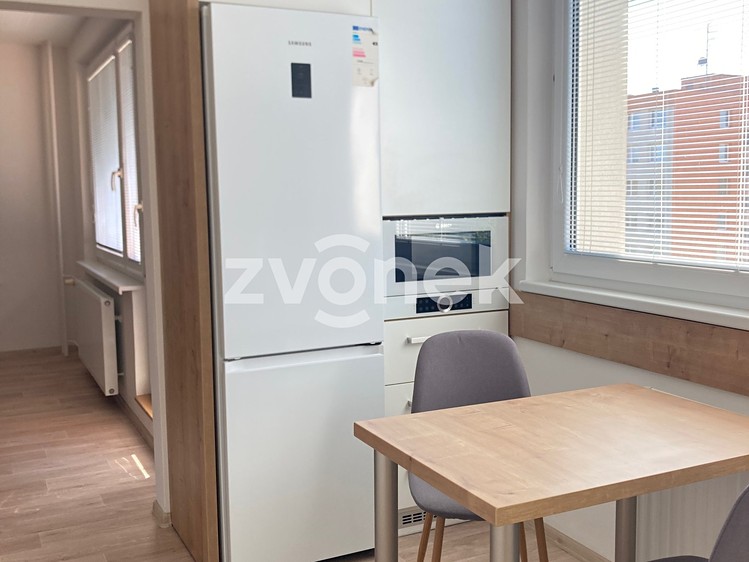 Pronájem bytu 3+1 69 m² (Jednopodlažní) - foto 6