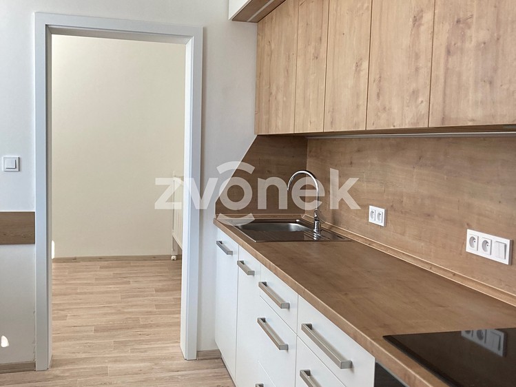 Pronájem bytu 3+1 69 m² (Jednopodlažní) - foto 5