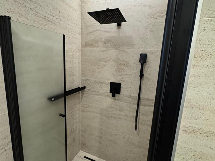 Pronájem bytu 4+kk 97 m² - foto 2