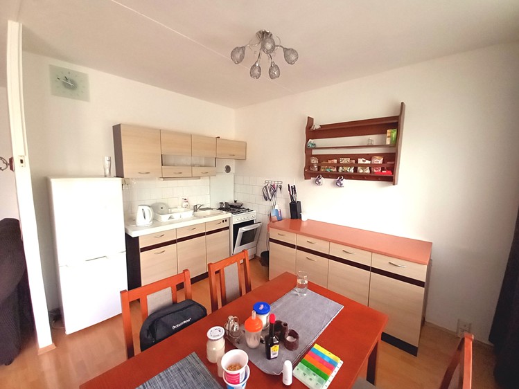 Pronájem bytu 3+kk 76 m² - foto 4
