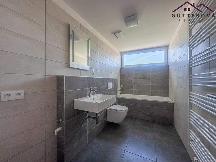 Pronájem bytu 2+kk 52 m² - foto 5