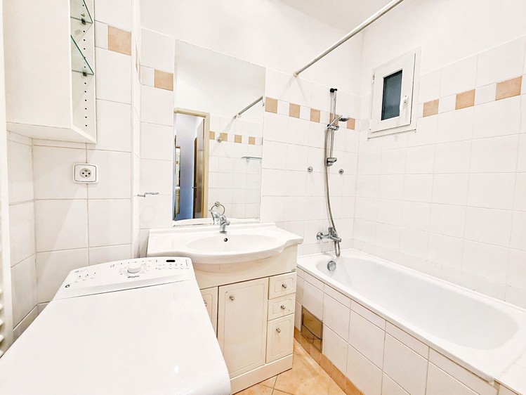 Pronájem bytu 1+kk 30 m² - foto 3