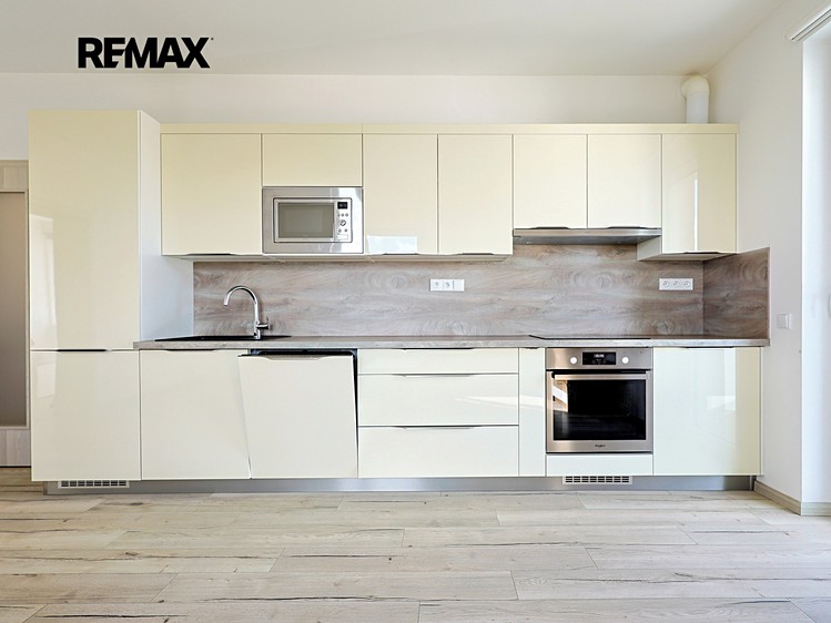 Pronájem bytu 2+kk 53 m² - foto 2