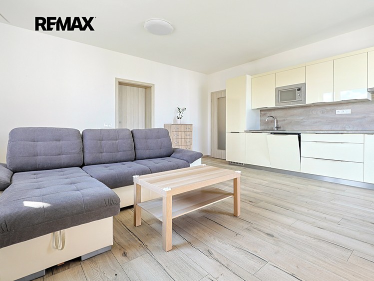 Pronájem bytu 2+kk 53 m² - foto 5