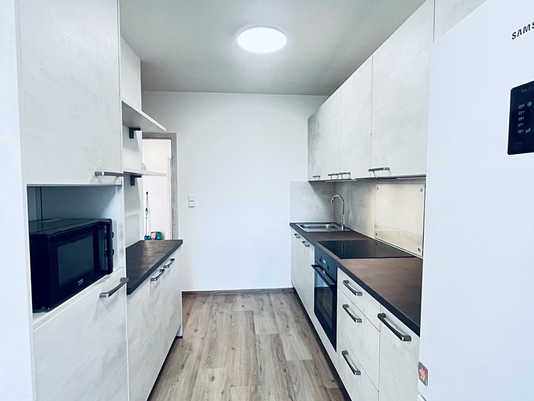 Pronájem bytu 3+1 84 m² (Jednopodlažní) - foto 6