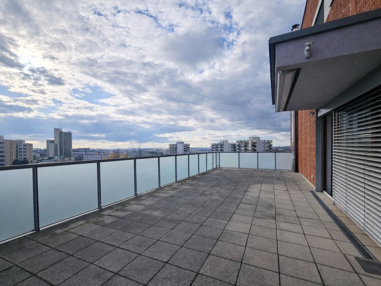 Pronájem bytu 4+kk 162 m² - foto 2
