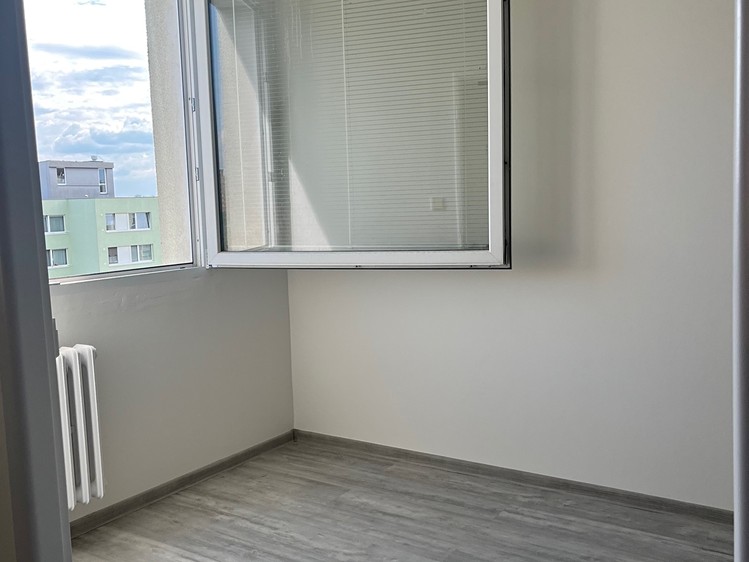 Pronájem bytu 2+1 66 m² (Jednopodlažní) - foto 3