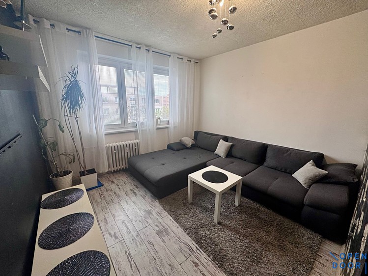 Pronájem bytu 2+1 53 m² - foto 2