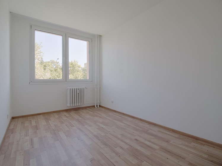 Pronájem bytu 3+1 68 m² - foto 8