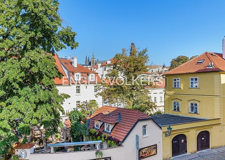 Pronájem bytu 3+1 73 m² - foto 3